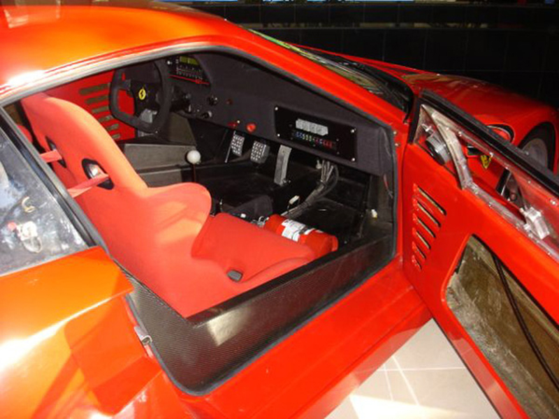 Illustration for article titled Ferrari F40 LM: Supercar Teardown
